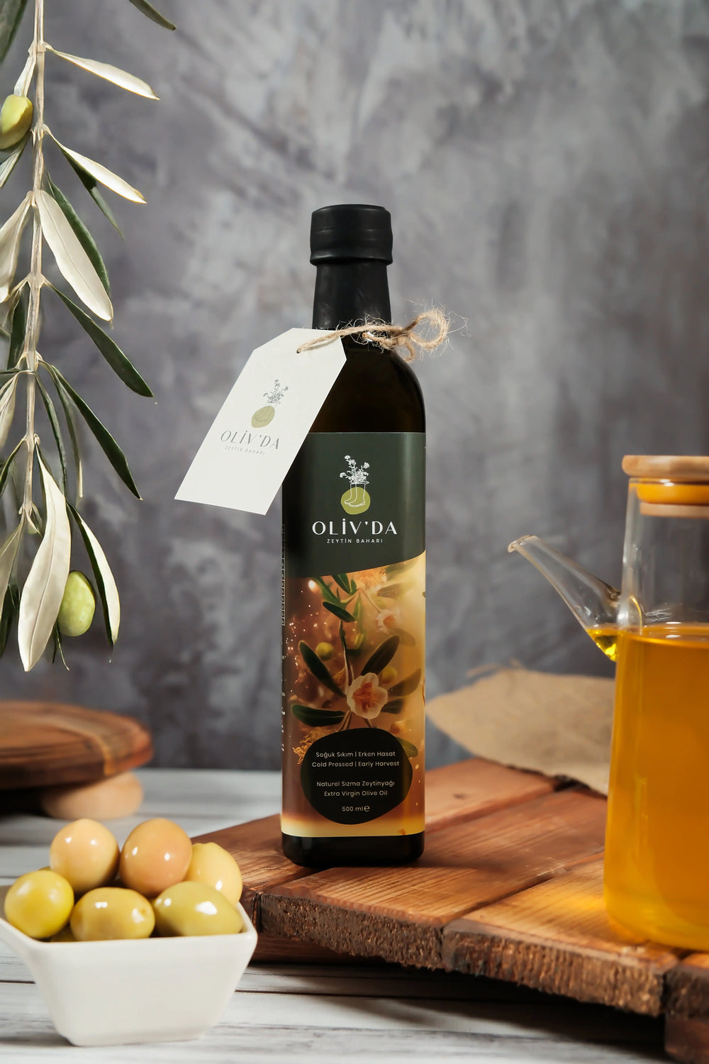 Hasadı yeni yapılmış %100 Doğal Erken Hasat Zeytinyağı | Siparişiniz Hızla Kapınızda!