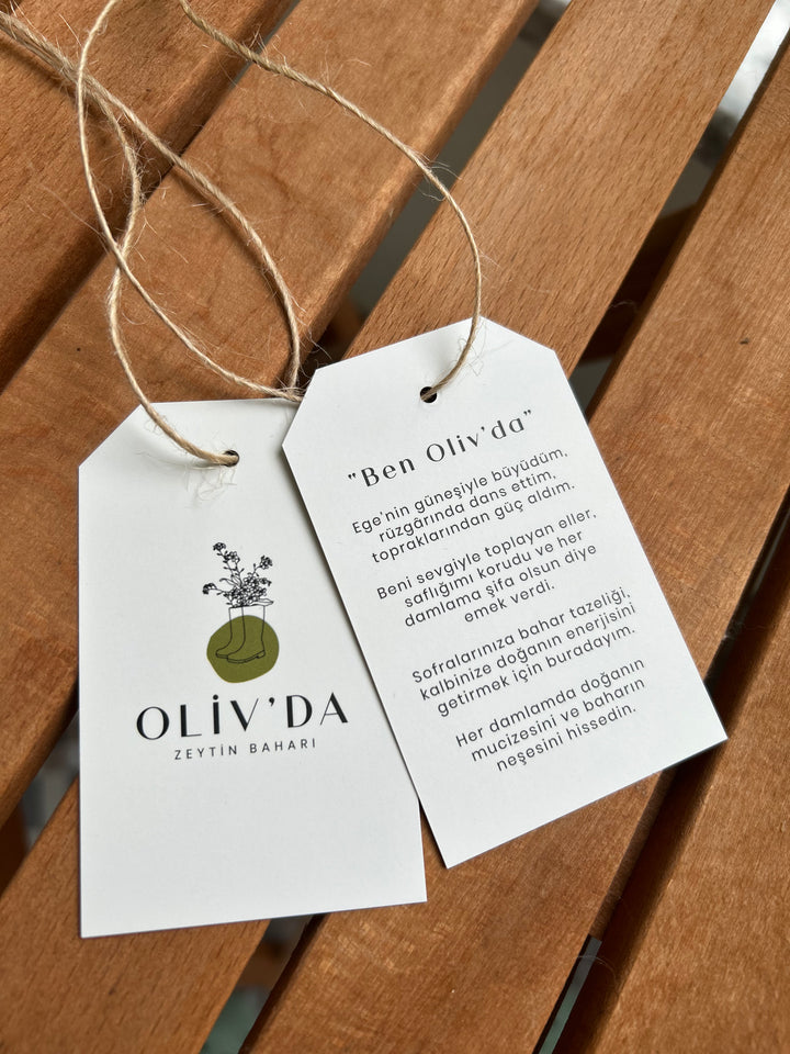 Oliv'danın hikayesini anlatan şişe kartları