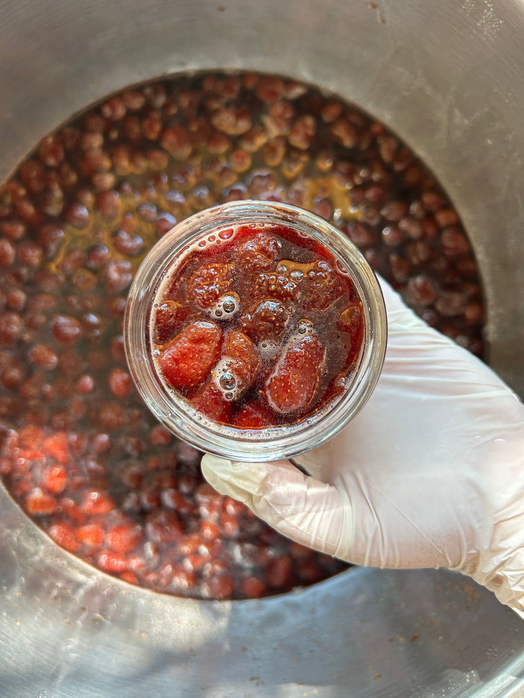 Handgemachte Erdbeermarmelade in Oliv 330cc
