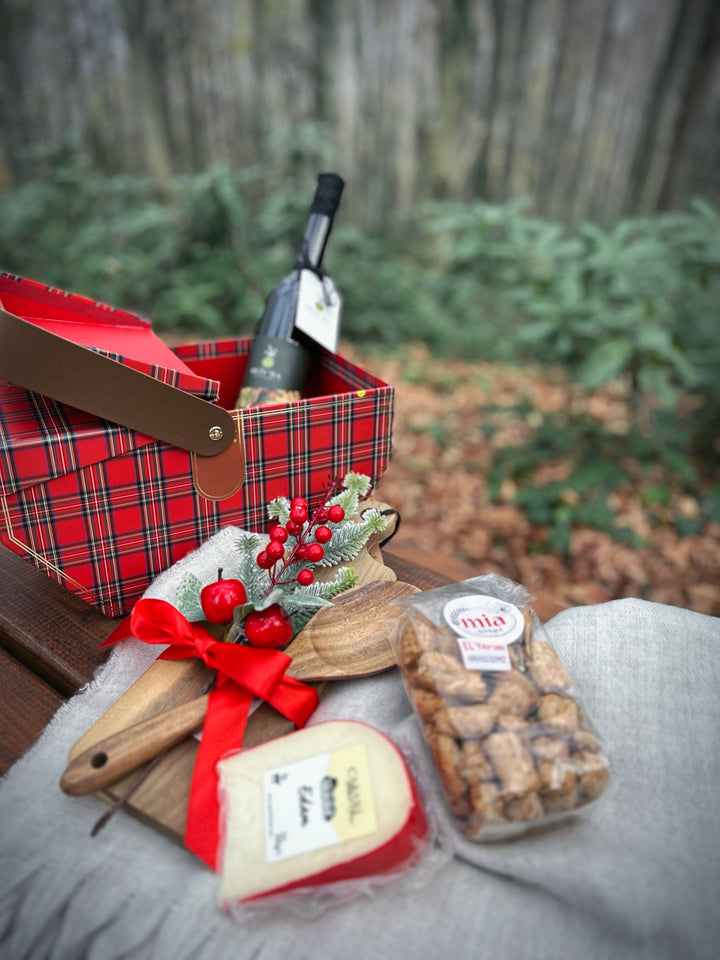 Ekose Piknik Sepetli Erken Hasat Zeytinyağı Hediye Seti