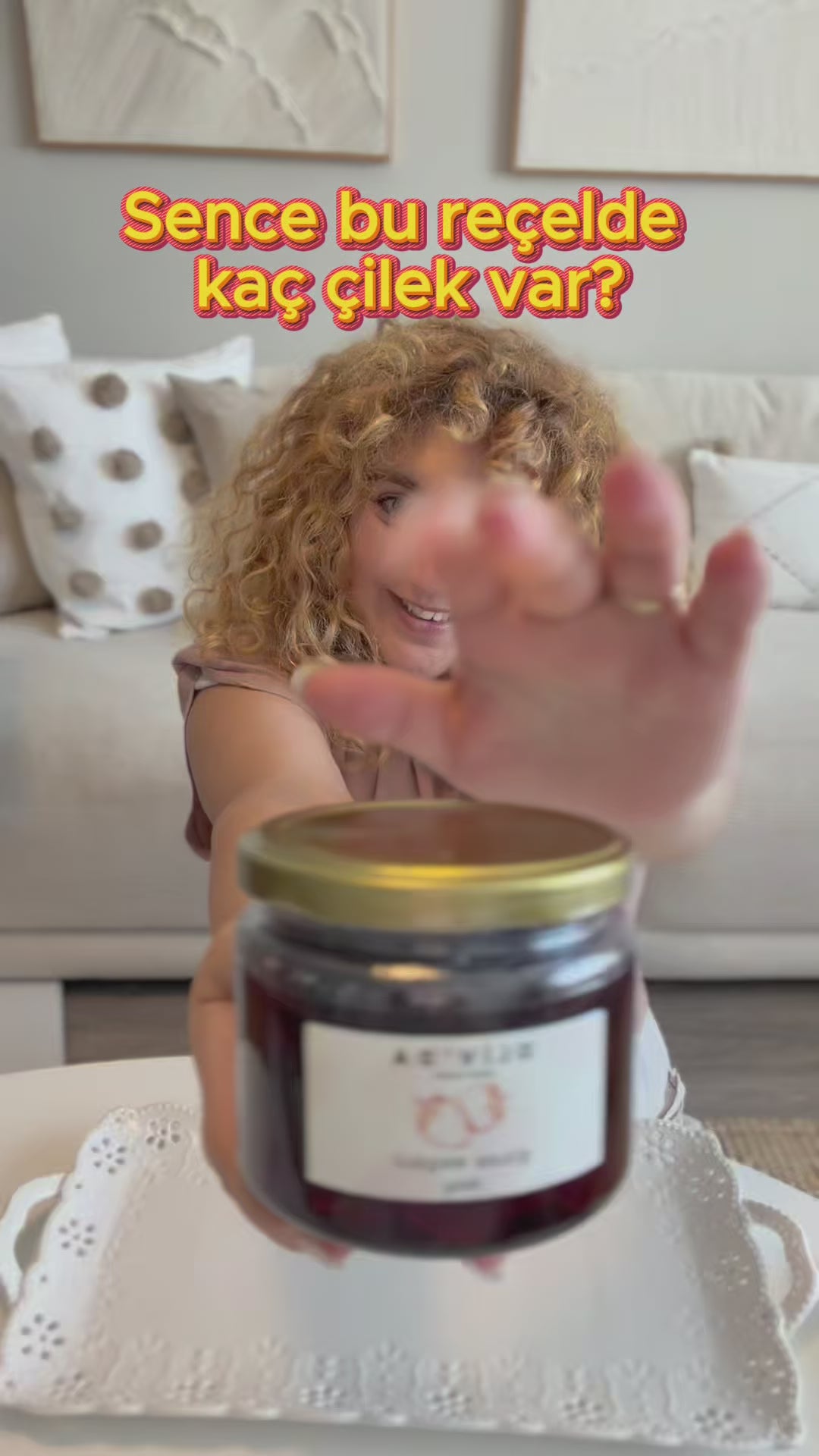 Handgemachte Erdbeermarmelade in Oliv 330cc